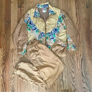 Vintage Floral Track Suit Sz M in Brown